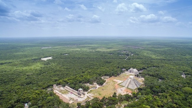 Vista aérea de Chichén Itzá