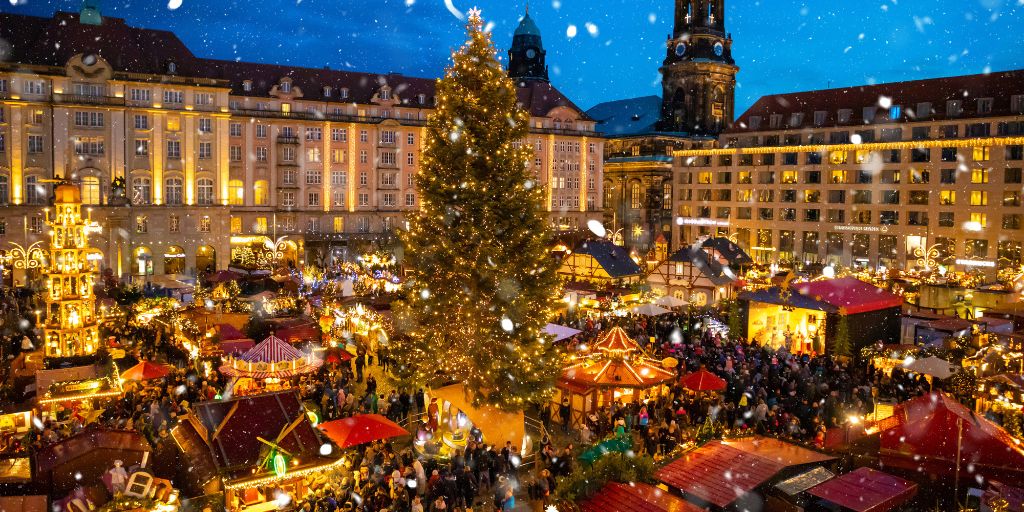 Mercado de Navidad de Dresde, también conocido como “Striezelmarkt”.