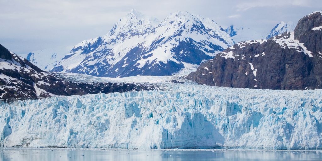 La Bahía de los Glaciares es un tesoro natural espectacular