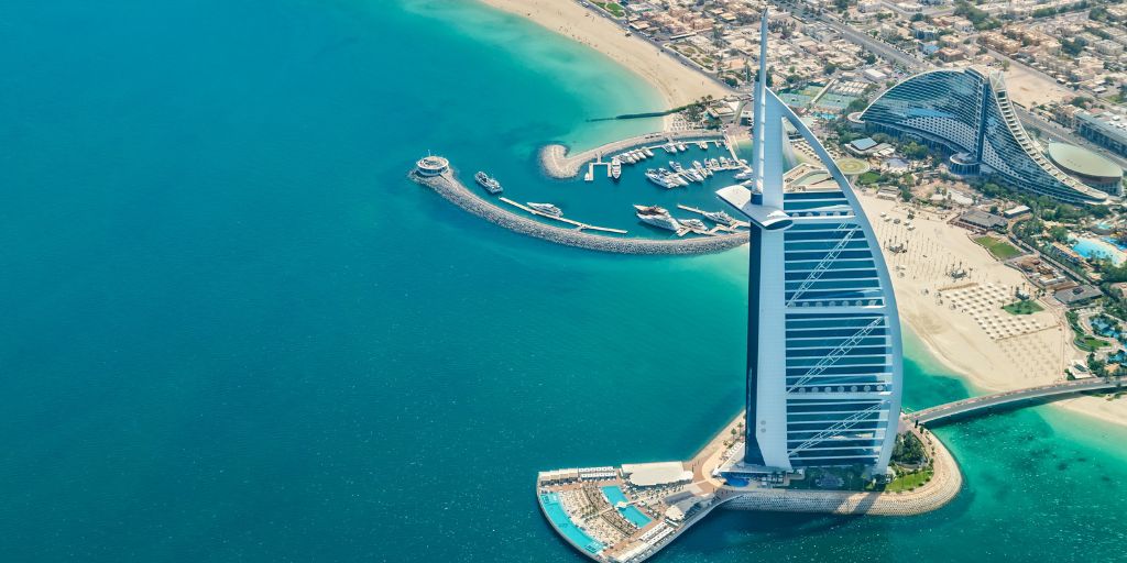 El Burj Al Arab es uno de los hoteles más lujosos del mundo